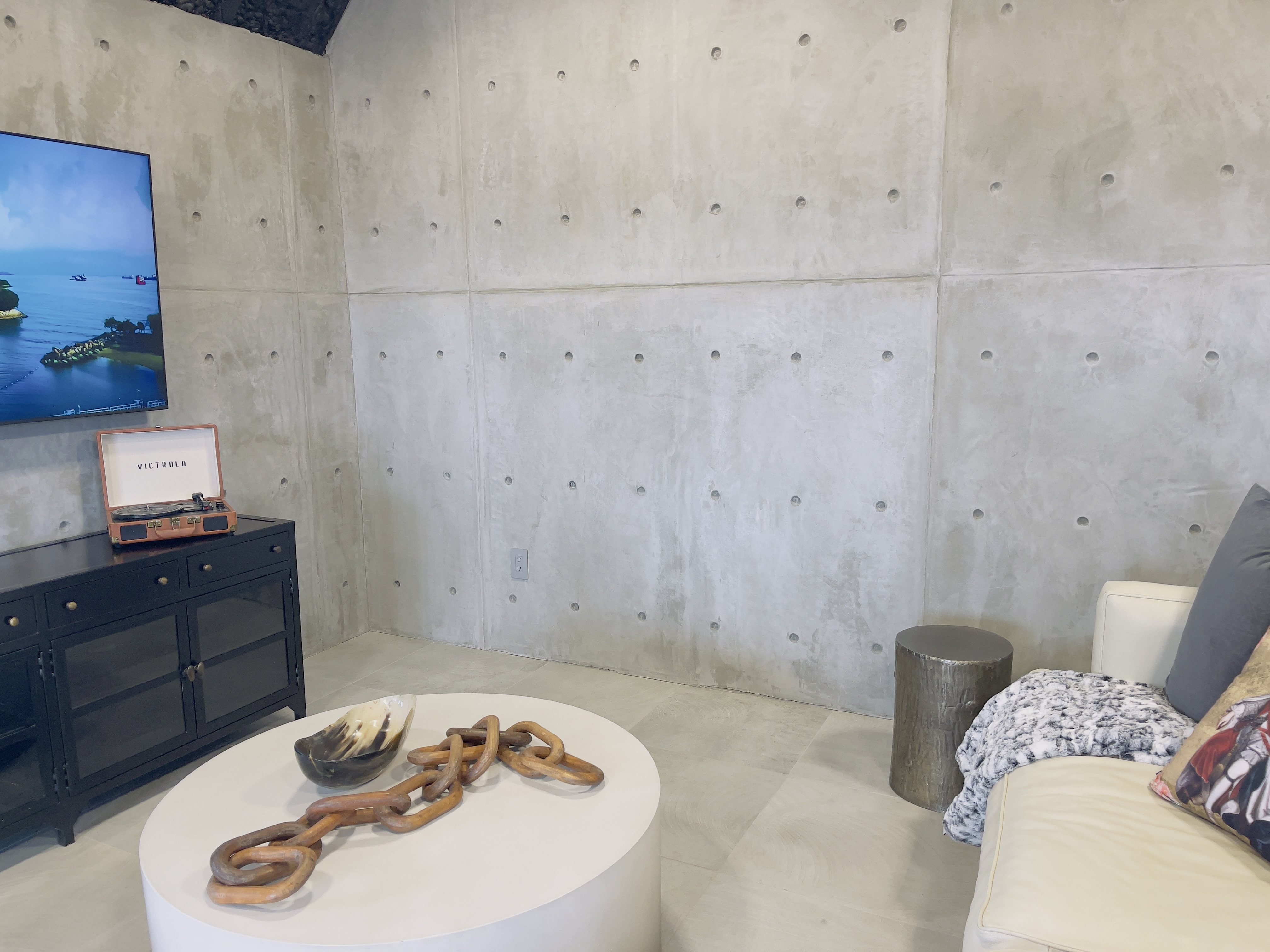 Residential precast concrete panel accent wall and Faux concrete wall look